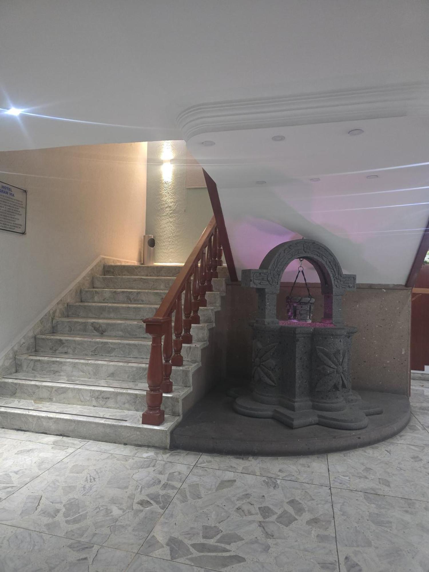 Hotel Y Villas Gran Via Mexico City Exterior photo